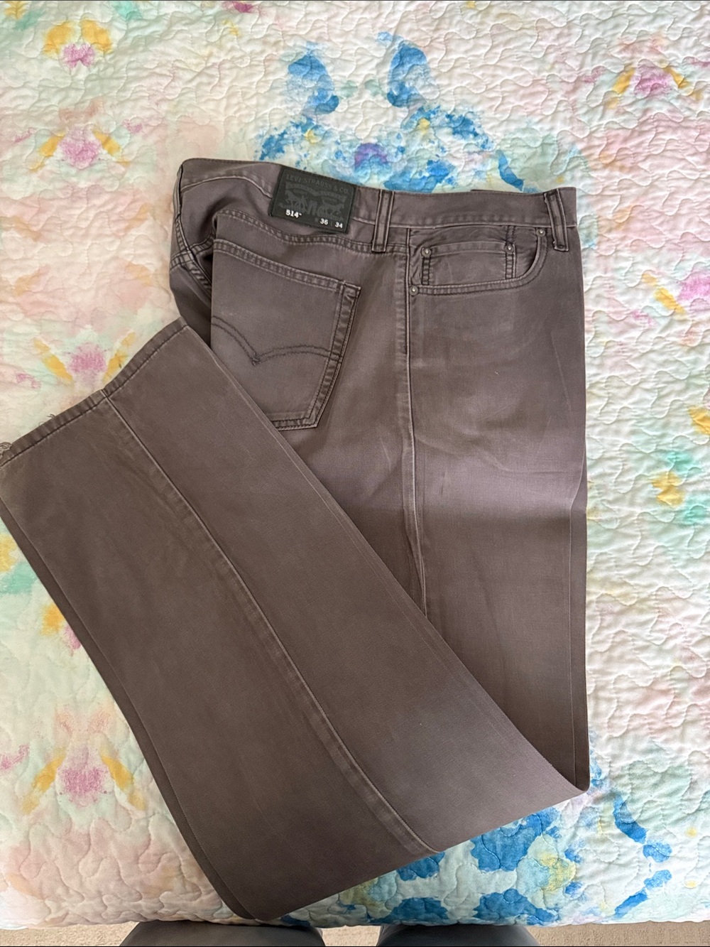 Levi's Men's Slim Straight Jeans in Taupe